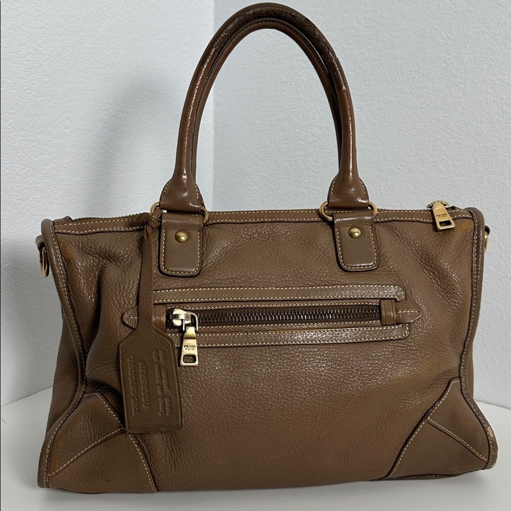 💯Authentic Prada Leather Handbag🍀 - Picture 9 of 17